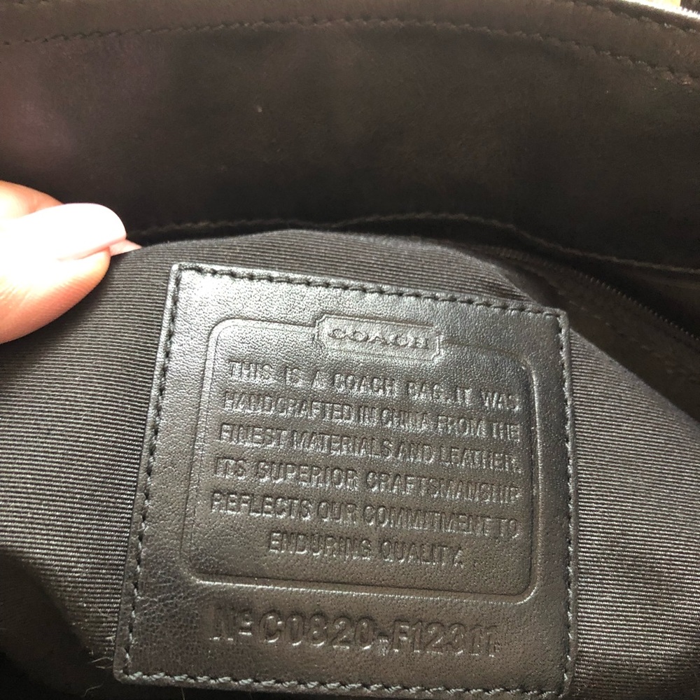 Coach Handbag. - Picture 3 of 8